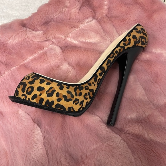 Wild Eye Designs Shoe 205 High Heel Wine Bottle Holder Caddy Leopard - - Picture 2 of 7